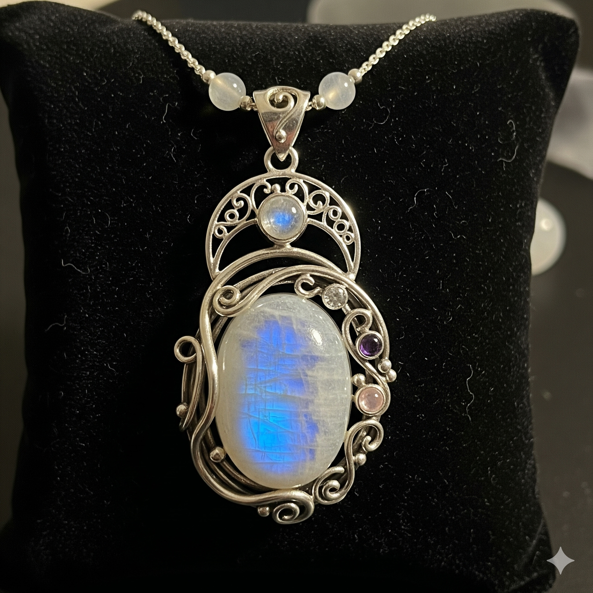 Moonstone Pendant Necklace – Divine Feminine
